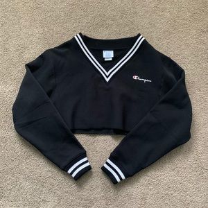 Cropped Champion Sweatshirt